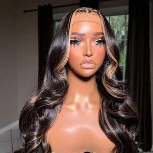 Elegant Black and Blonde Highlight Wig